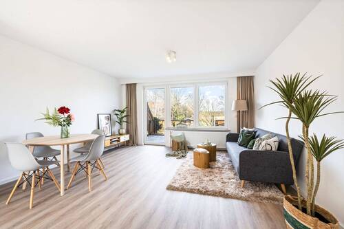 Wohnzimmer - 4 Zimmer Reihenmittelhaus zum Kaufen in Bad Oldesloe