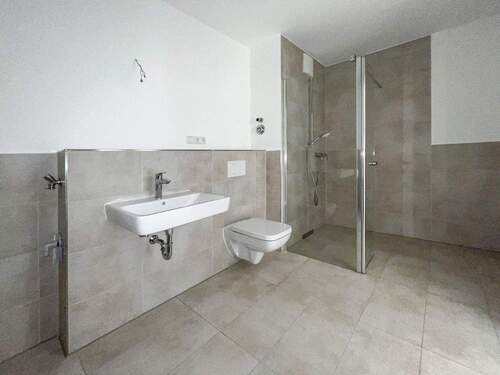 Duschbad der Eigentumswohnung WE079 - 4 Zimmer Etagenwohnung in Düsseldorf