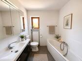 Bad - 4 Zimmer Reihenmittelhaus in Rosenheim