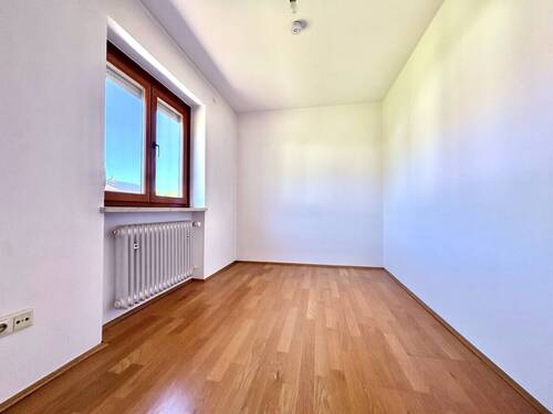 Zimmer 3 - 