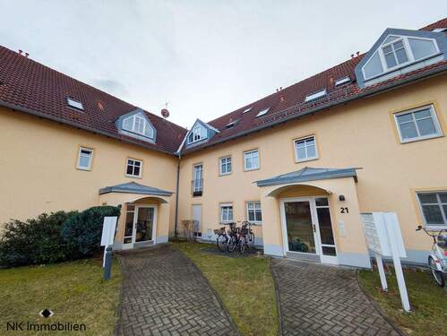 Gebäudeeingang - 1 Zimmer Etagenwohnung zum Kaufen in Weinböhla