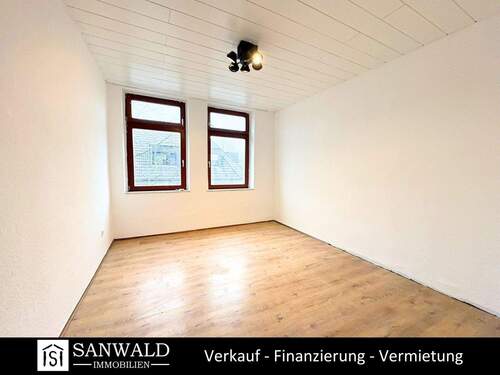 2 - 5 Zimmer Etagenwohnung zur Miete in Essen