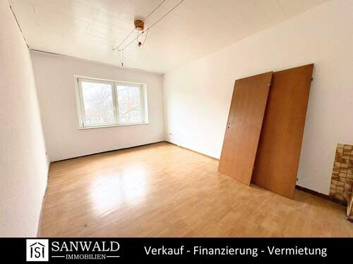 4 - Etagenwohnung mit 126,00 m&sup2; in Essen zur Miete