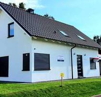 Moderner energieeffizienter Neubau in Grebenhain, 2 Terrassen, Garage, Kfw , Innenausbau nach Wunsch - Grebenhain / Crainfeld