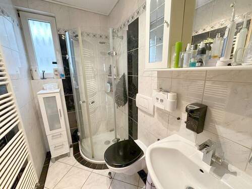 Badezimmer EG/1.OG - 