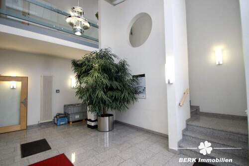 Eingangsbereich (2) - Halle in Partenstein