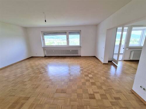 Wohnzimmer.jpg - 4 Zimmer Etagenwohnung in Konz