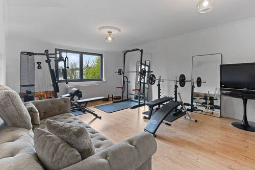 Fitness- oder Hobbyraum - 