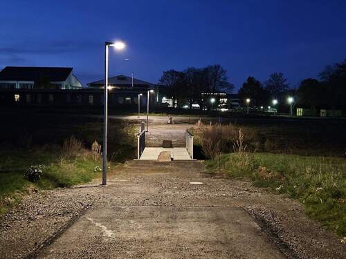Brücke beleuchtet - 