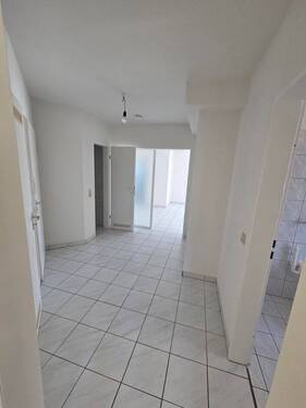 Flur - 2 Zimmer Etagenwohnung in Niederkassel