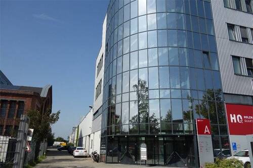 Durchfahrt - 4 Zimmer Büro zur Miete in Berlin