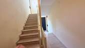 Treppenhaus - 3 Zimmer Etagenwohnung zum Kaufen in Schweinfurt