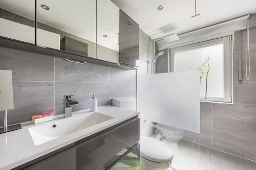 Badezimmer - Reihenendhaus mit 150,00 m² in Ludwigsburg zum Kaufen