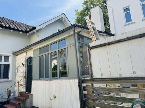 Seitenausgang, Haupthaus - 