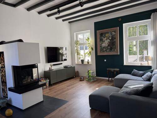 Wohnzimmer, EG, Haupthaus - Mehrfamilienhaus, Wohnhaus mit 331,00 m&sup2; in Solingen zum Kaufen