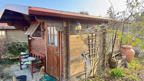 Gartenhütte - 4 Zimmer Einfamilienhaus in Pilsting