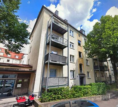 Straßenansicht - 2 Zimmer Etagenwohnung in Augsburg