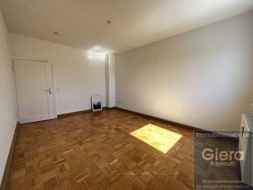 Zimmer 2 - Etagenwohnung mit 54,00 m² in Bayreuth zur Miete