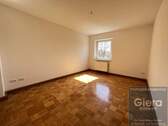 Zimmer 2 - 