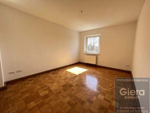 Zimmer 2 - 