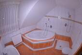Bad Weitwinkel mit WC,Bidet - 