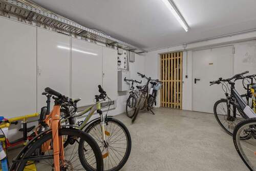 Fahrradbastellraum - 