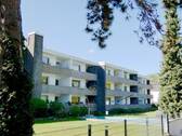 Rückansicht - Gartenseite - ECHT FAMILIENTAUGLICH - 5- Zimmer Erdgeschoss-Maisonette mit Balkon, Loggia + Terrasse