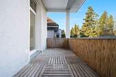 Loggia mit Waldblick - 