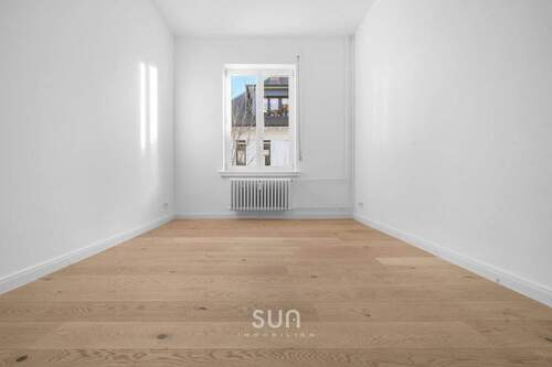 Kinderzimmer/Büro - 