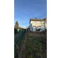 2 Familien Haus für Sanierer auf großem Gartengrundstück - Lünen Nordlünen