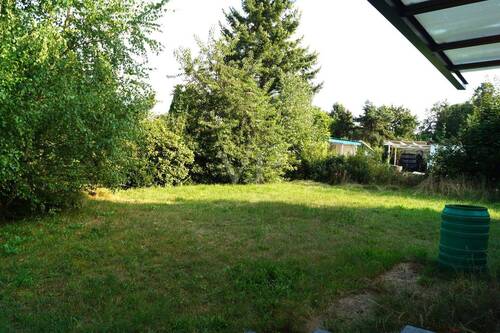 Grundstück vor der Terrasse - 