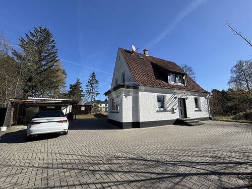 15 Haus von Vorne - 6 Zimmer Einfamilienhaus zum Kaufen in Winsen