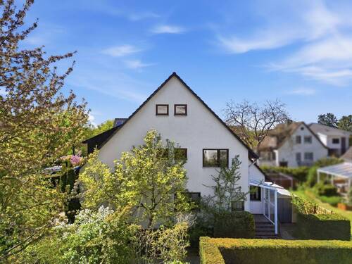 Hausansicht - Ost - 5 Zimmer Doppelhaushälfte zum Kaufen in Berlin