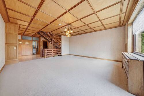 Wohn- / Esszimmer - 