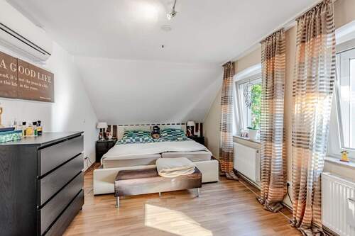 Weiteres Schlafzimmer im Obergeschoss - 