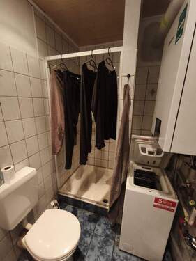 Badezimmer - Etagenwohnung mit 47,00 m&sup2; in Clausthal-Zellerfeld zur Miete