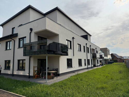 Bild 1 - Vorher 370.000€ jetzt 329.000€! Preisreduzierte 4-Zimmer Neubau Wohnung KFW40 Inkl. Stellplatz