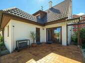 Terasse - Ihr neues Zuhause: Charmantes Einfamilienhaus mit Garten mitten in Geislingen!