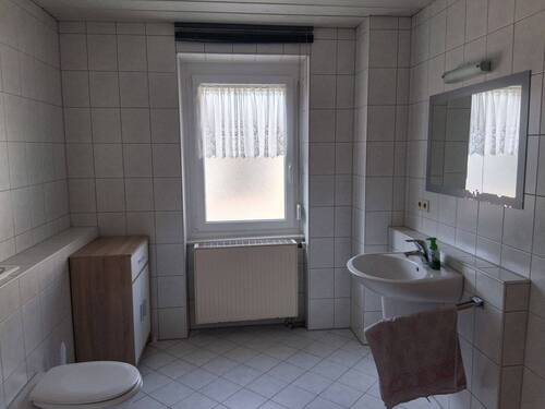 Wannenbad im OG - 