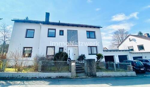 Objekt Front - 7 Zimmer Mehrfamilienhaus, Wohnhaus zum Kaufen in Hof