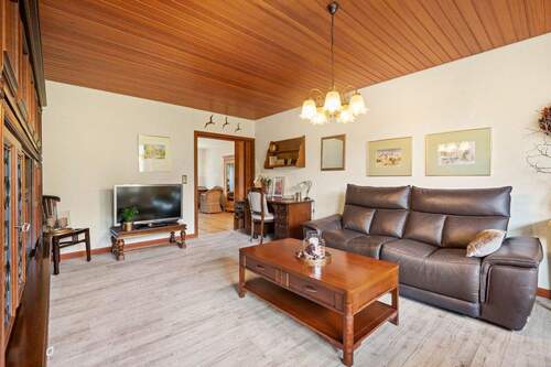 Wohnzimmer - 3 Zimmer Etagenwohnung in Friedrichshafen