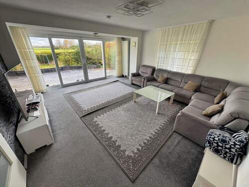 Wohnzimmer Erdgeschoss - Einfamilienhaus mit 170,00 m&sup2; in Ronnenberg zum Kaufen