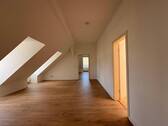 Wohnzimmer - 2 Zimmer Etagenwohnung in Leipzig