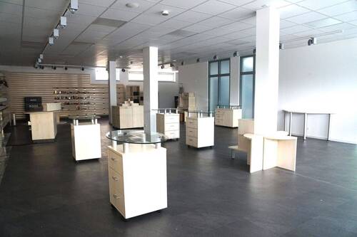 Gewerbe - MIETER GESUCHT: top moderne + einladende Ladenfläche zentral in Albstadt-Ebingen