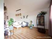 Bild 2 - 3 Zimmer Etagenwohnung zur Miete in Saarbrücken
