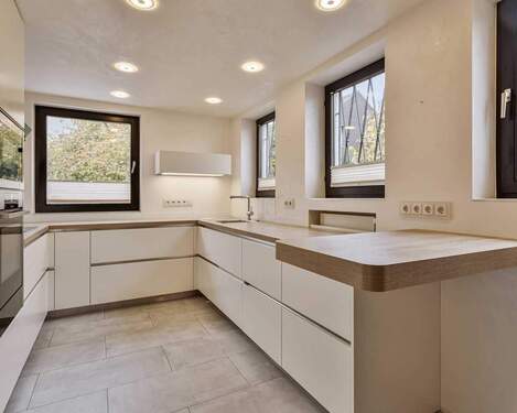 Küche - Einfamilienhaus mit 278,00 m² in Ratingen zum Kaufen