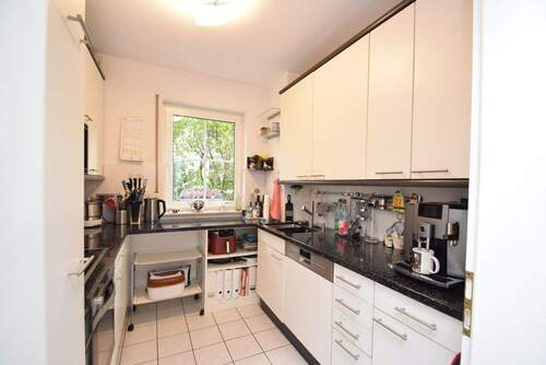 Küche - 5 Zimmer Doppelhaushälfte zur Miete in Dreieich / Buchschlag