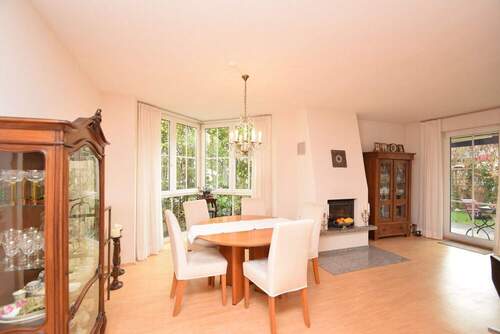 Essbereich - 5 Zimmer Doppelhaushälfte in Dreieich / Buchschlag