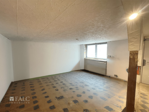 Esszimmer - 9 Zimmer Einfamilienhaus zum Kaufen in Rehlingen-Siersburg