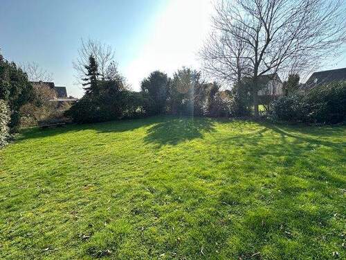 Garten Teilansicht - 1 Zimmer Mehrfamilienhaus, Wohnhaus zum Kaufen in Katlenburg-Lindau